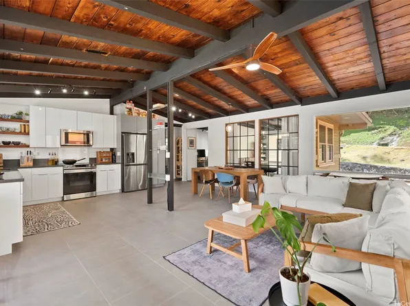 256 Puiwa Rd, Honolulu, HI 96817