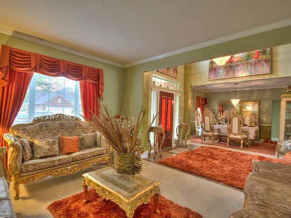 5th image of 9205 Sunbonnet Dr