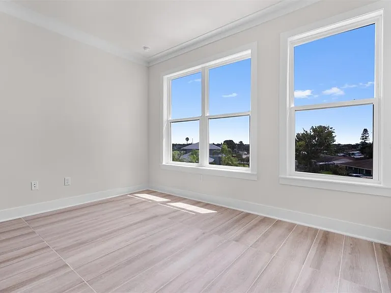 772 Gran Kaymen Way — Photo 16