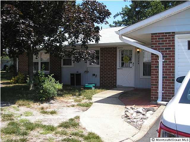 2nd image of 1216 Shetland Drive #B