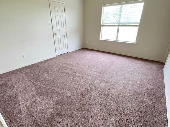 3rd image of 2801 Seabiscuit Dr APT A