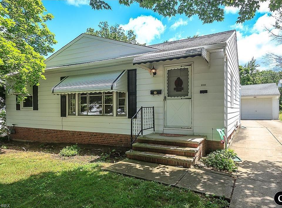 1st image of 5331 Chestnut Hill Dr