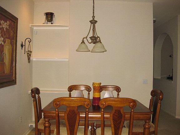 4th image of 409 Sequoia Dr