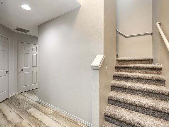 5th image of 42037 NW Elmhurst Ct