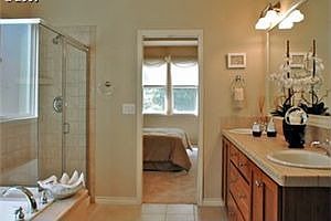 Large Master Bath with soaking tub