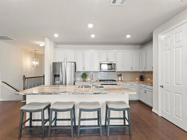 9420 Caddo Ridge Ln — Photo 9