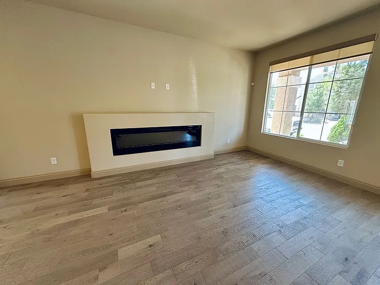 9842 Russian Hill St — Photo 6