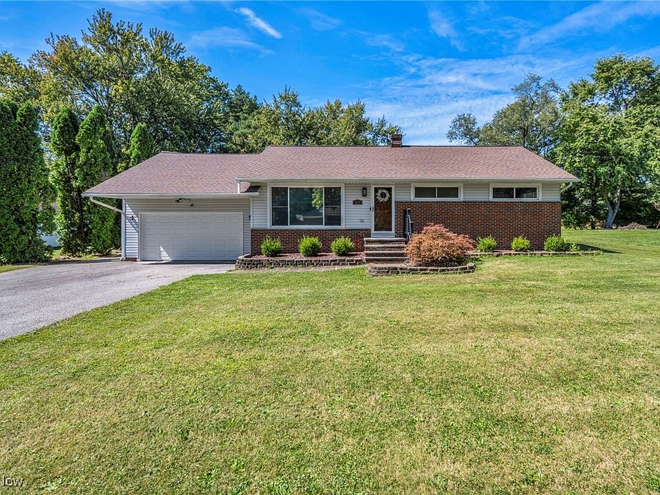 1st image of 8282 Fairlane Dr