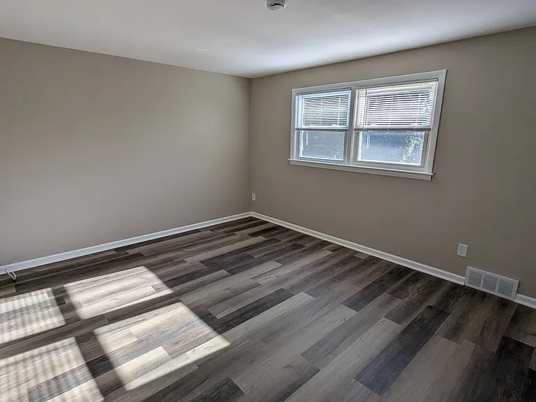 534-582 Denise Rd #562 — Photo 7