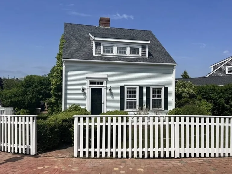 23 Kittiwake Ln — Photo 1