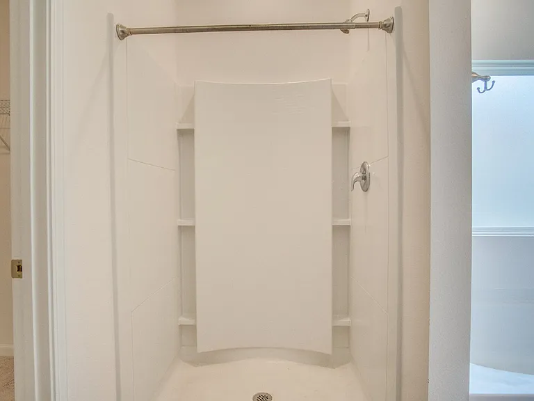 6625 Sun Tree Cir — Photo 21