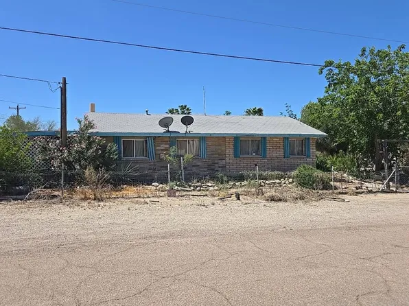 12284 S 3rd St, Yucca, AZ 86438