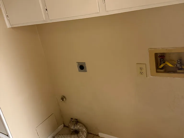 607 Arbor Ln — Photo 6