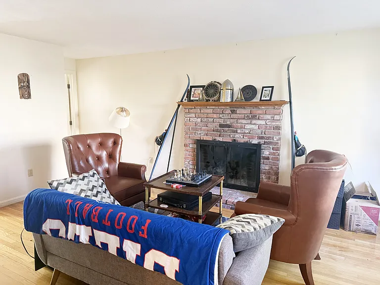 14 Kings Ct — Photo 12