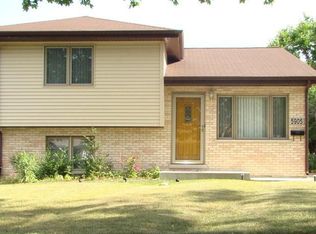 5905 Superior St, Berkeley, IL 60163