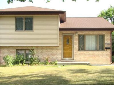 5905 Superior St, Berkeley, IL, 60163