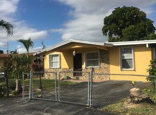 2651 NE 214th St, Miami, FL 33180