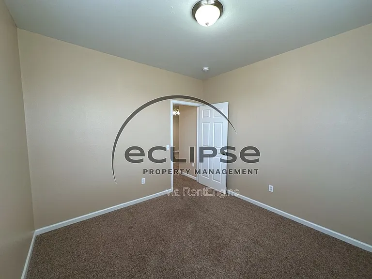 2461 F 1/4 Rd #611 — Photo 15