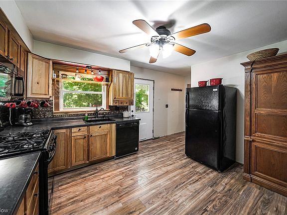 5th image of 2494 Mahan Denman Rd NW