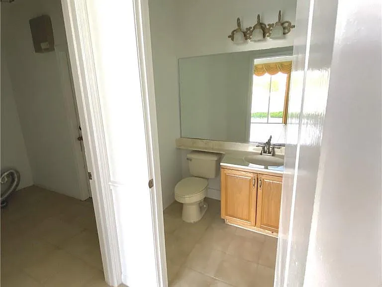 11135 NW 46th Dr — Photo 14