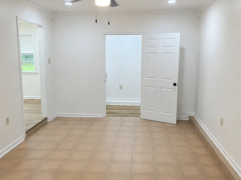 113 Mimosa Dr — Photo 8