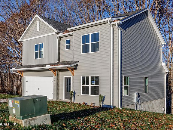 3rd image of 9927 Terra Vista Way