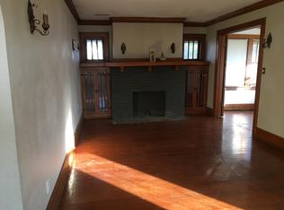 203 E McClure Ave, Peoria, IL