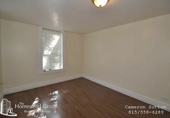 5th image of 2031 W Moffat St #01