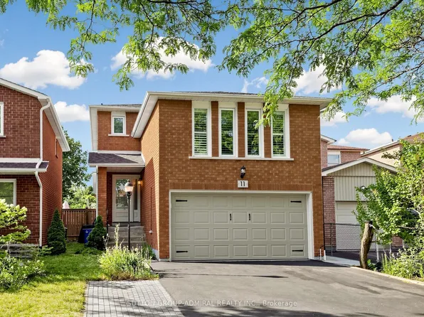11 Checker Ct, Vaughan, ON L4J 5X4