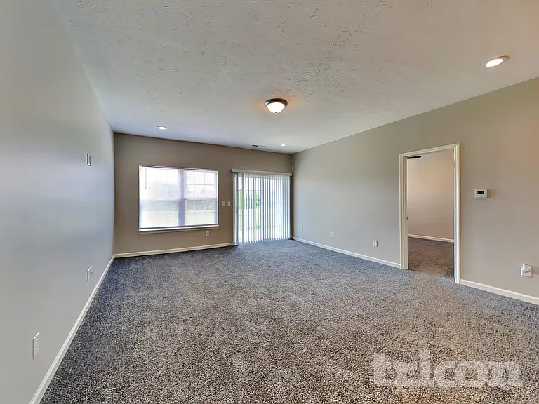 2771 Anchusa Dr — Photo 2