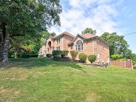 5th image of 9013 Stoney Mountain Dr