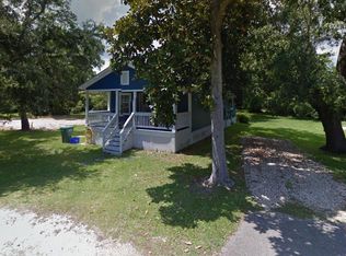 809 E Railroad St, Pass Christian, MS 39571