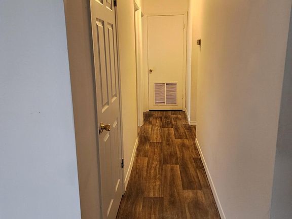 4th image of 473 Bentwood Ln Unit C