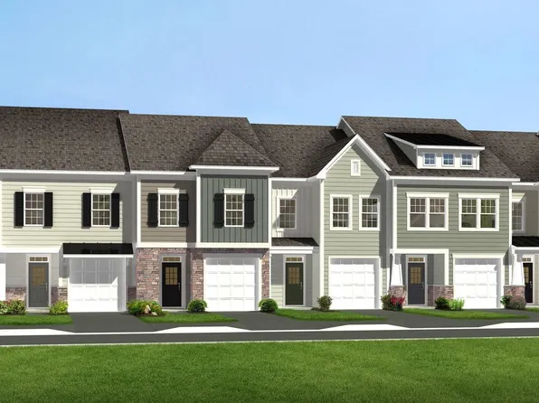61 Melsonby Dr, Bunker Hill, WV 25413