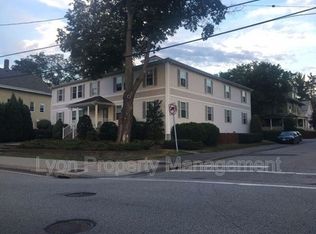 79 Cottage St APT 1, Pawtucket, RI 02860