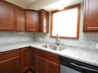 3720 S 22nd St, Milwaukee, WI 53221