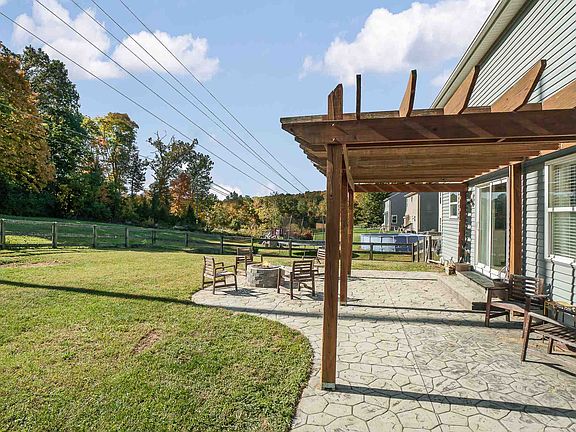 5th image of 7624 Falls Creek Way
