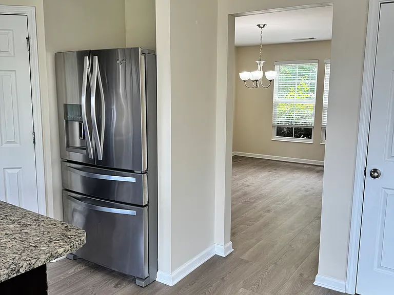 1620 Shire Village Dr — Photo 73