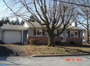 253 Ellis Rd, Willow Grove, PA 19090