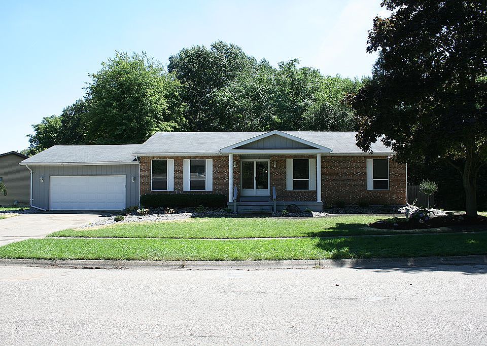 1st image of 611 Northwood Dr