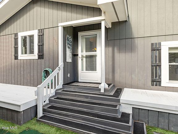 4th image of 598 Ellis Cove Road