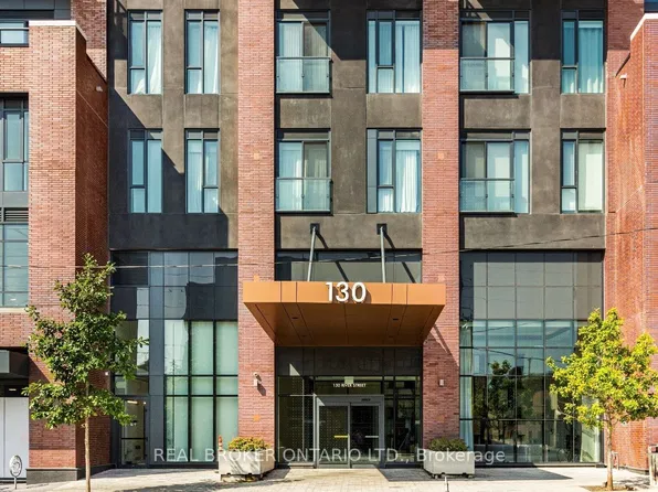 130 River St, Toronto, ON