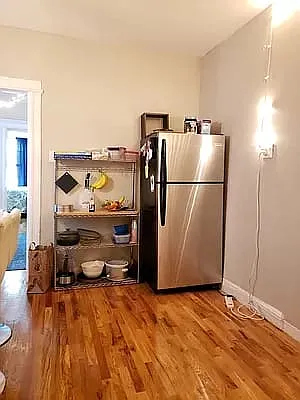 Rented by Signature Property Realty | media 23