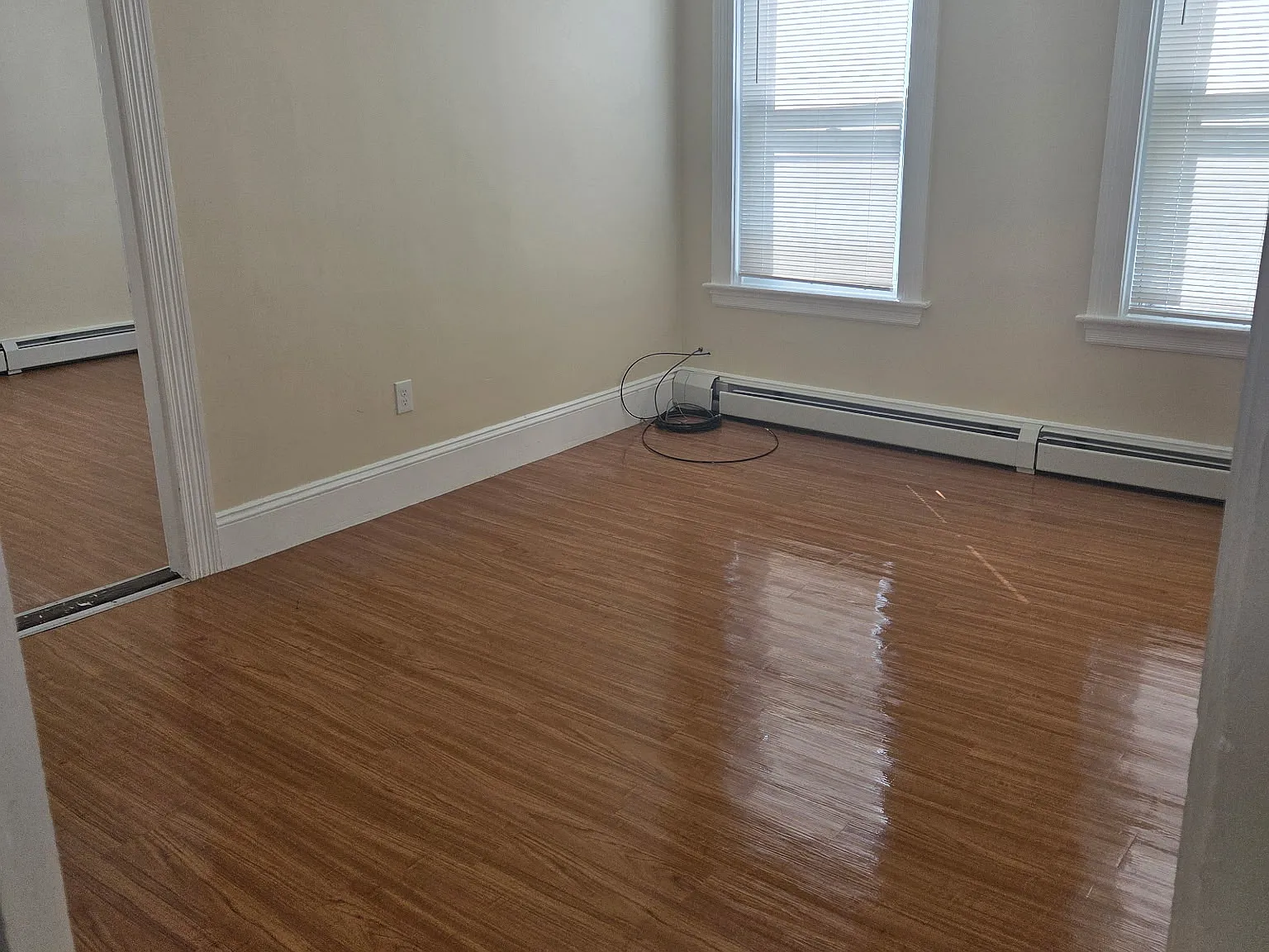 324 Willow St — Photo 4