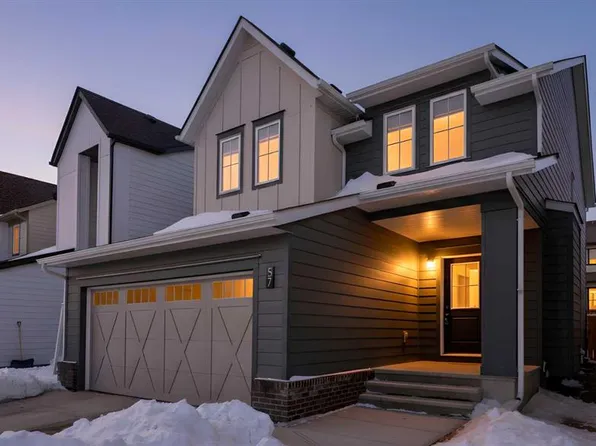 57 E Willow Grn SW, Airdrie, AB T4B 5M3