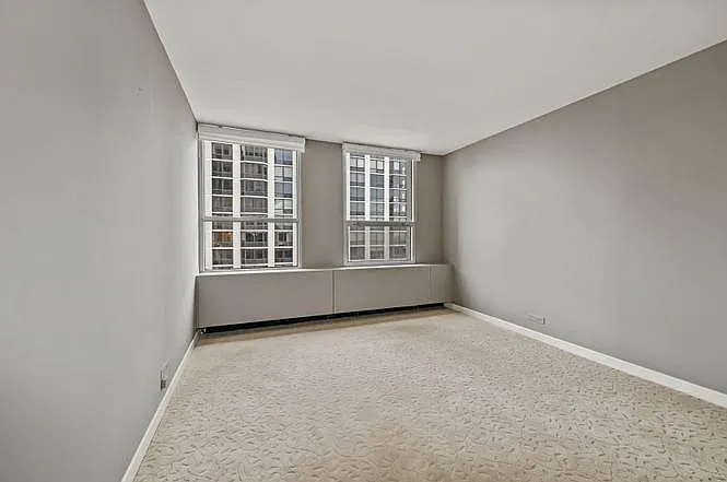2626 N Lakeview Ave #602 — Photo 9