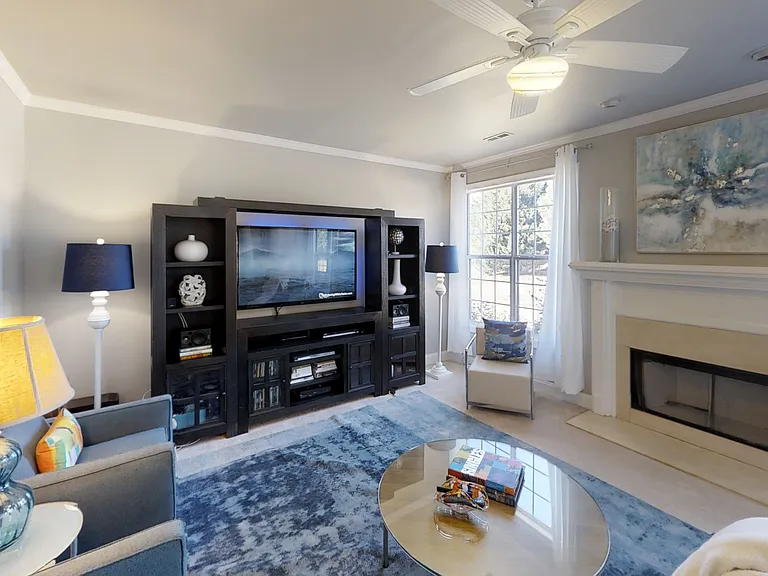 115 Thistlewood Ln — Photo 31