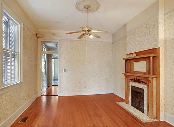 5th image of 2508 Dauphine St