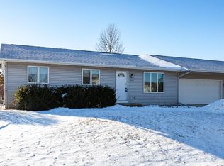 W2247 Block Rd, Kaukauna, WI 54130
