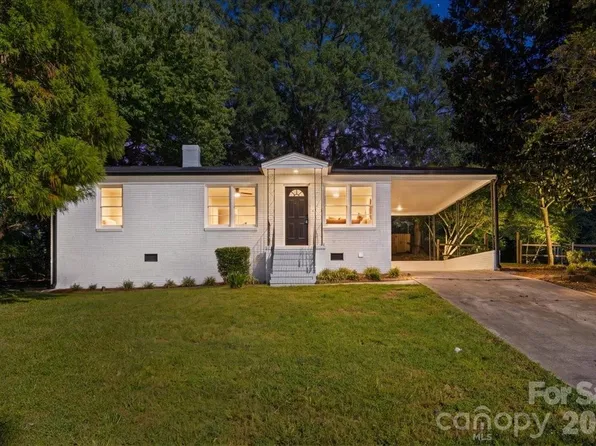 2700 Douglas Dr, Gastonia, NC 28054